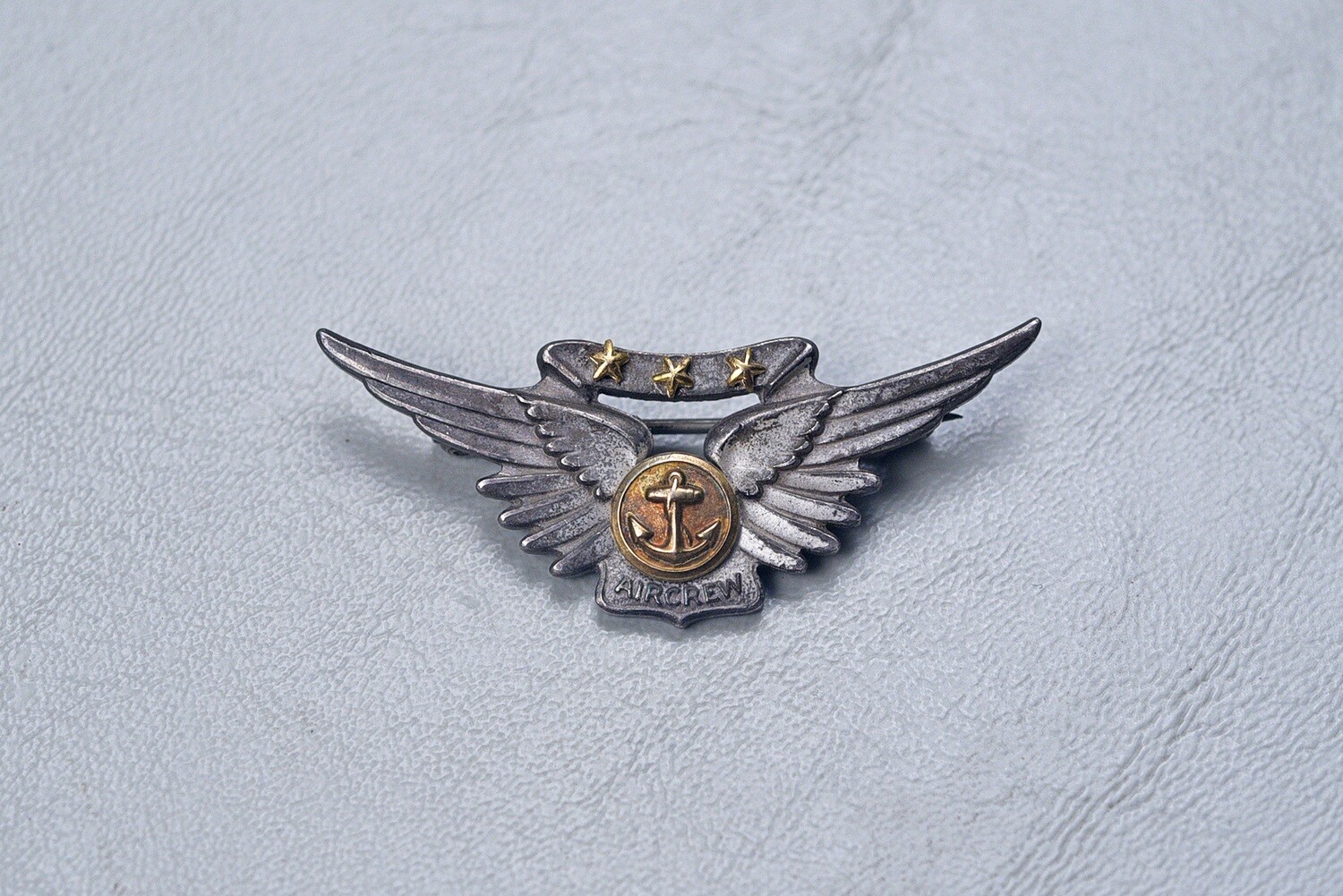 WWII U.S. NAVY AIR CREW WINGS w/3 STARS BY AMICO - PIN BACK, STERLING