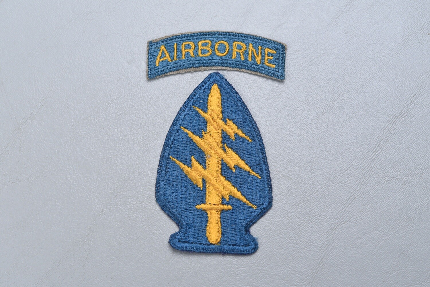 VIETNAM WAR SPECIAL FORCES PATCH w/TEAL TAB