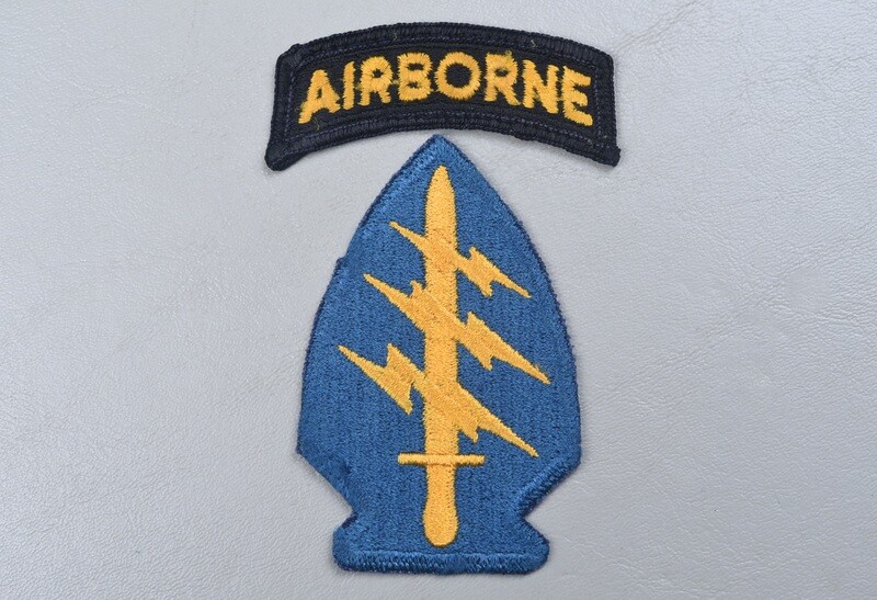 VIETNAM WAR SPECIAL FORCES SHOULDER PATCH w/BLACK 'AIRBORNE' ARC