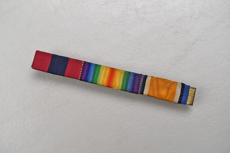 WWI BRITISH DISTINGUISHED SERVICE MEDAL 3-PLACE RIBBON BAR – PIN BACK WWI BRITISH DISTINGUISHED SERVICE MEDAL 3-PLACE RIBBON BAR – PIN BACK