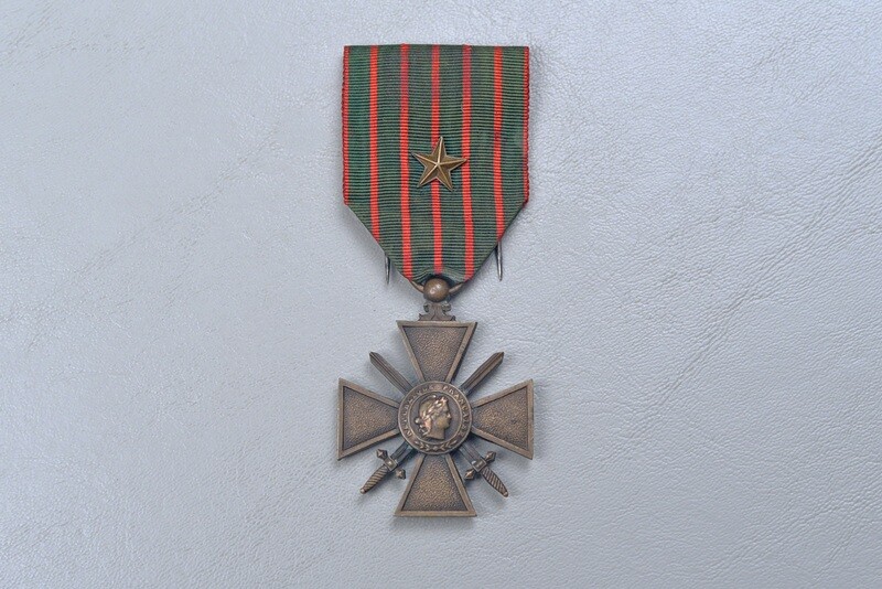 WWI FRENCH CROIX DE GUERRE w/STAR 1914-1916 DATED WWI FRENCH CROIX DE GUERRE w/STAR 1914-1916 DATED