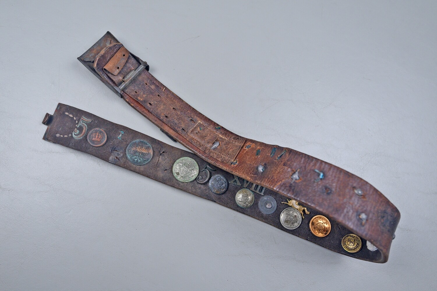WWI GERMAN SOUVENIR/HATE BELT w/BUCKLE, IRON CROSS, INSIGNIA &amp; MORE