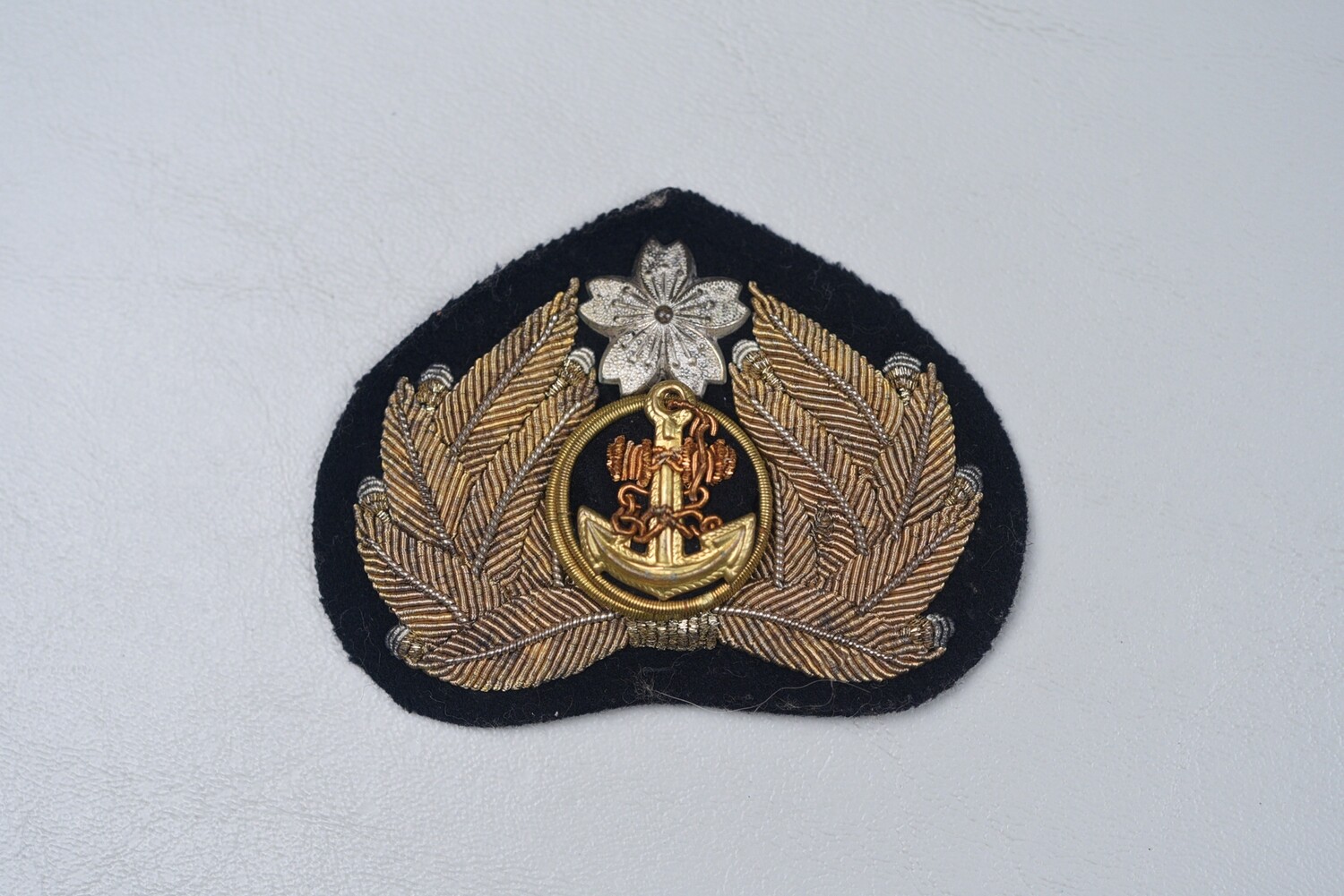 WWII JAPANESE NAVAL OFFICERS VISOR CAP INSIGNIA – HAND EMBROIDERED