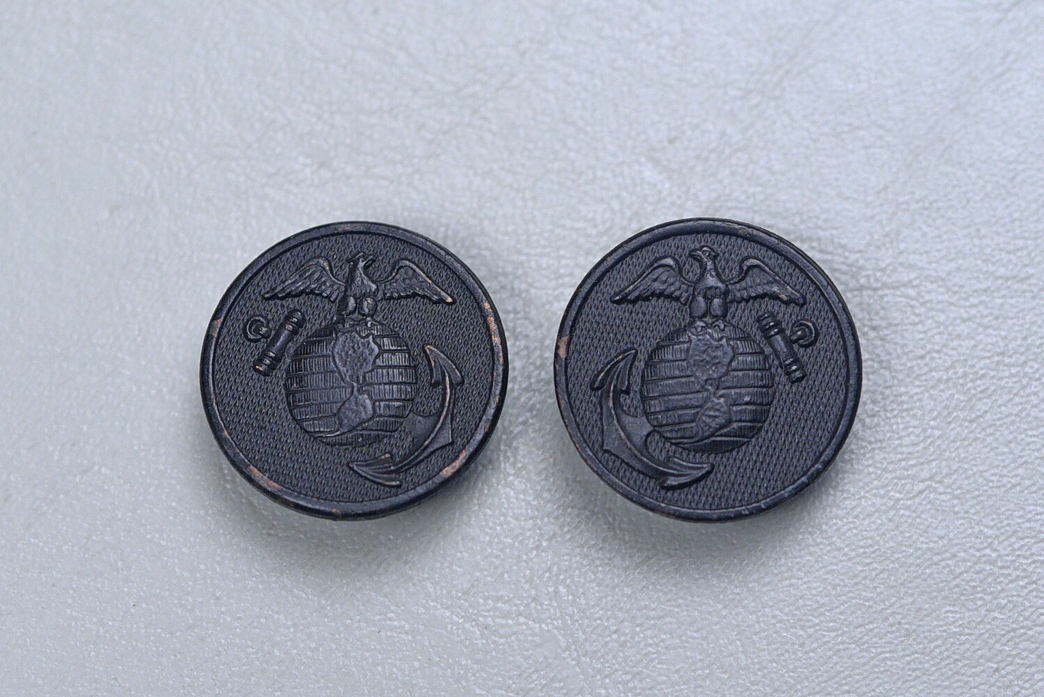 WWI U.S. MARINE CORPS ENLISTED COLLAR DISKS - PAIR