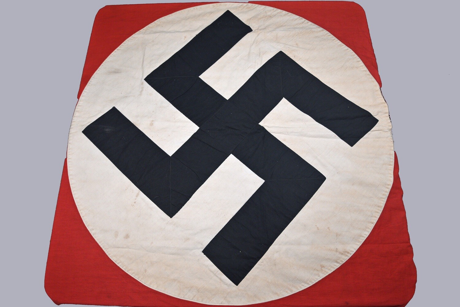 WWII GERMAN NSDAP BANNER