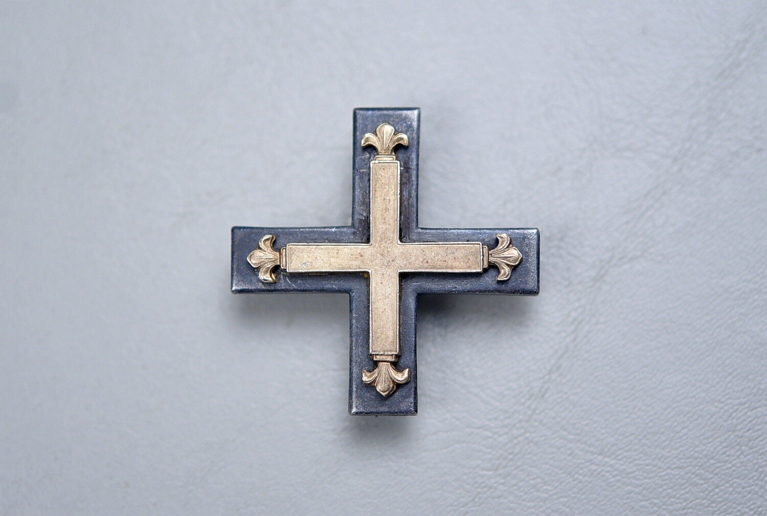 WWI/WWII REICHSWEHR BALTIC CROSS BY MEYBAUER