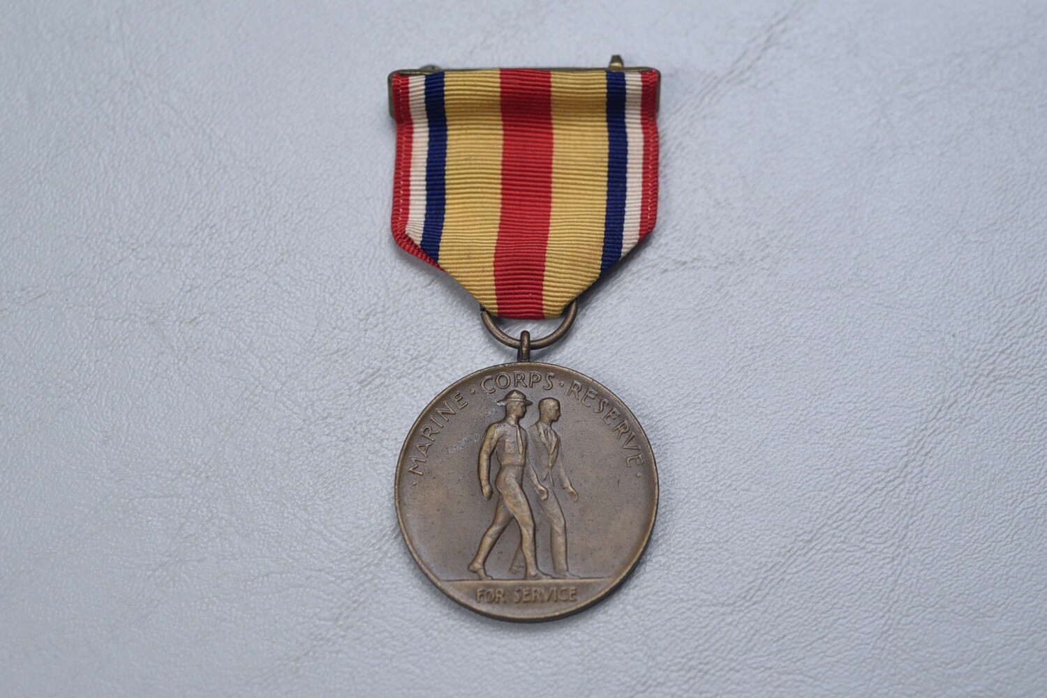 WWII U.S. MARINE CORPS RESERVE MEDAL w/FULL WRAP BROACH