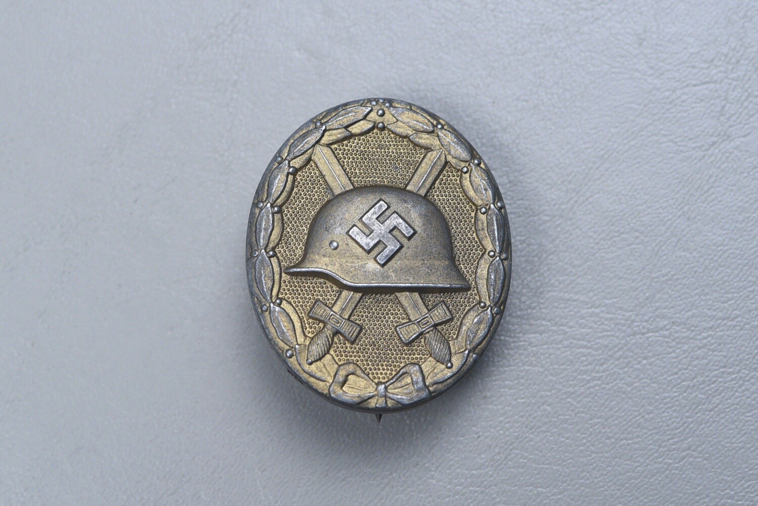 WWII GERMAN MODEL 1939 GOLD WOUND BY MORITZ HAUSCH A.G.