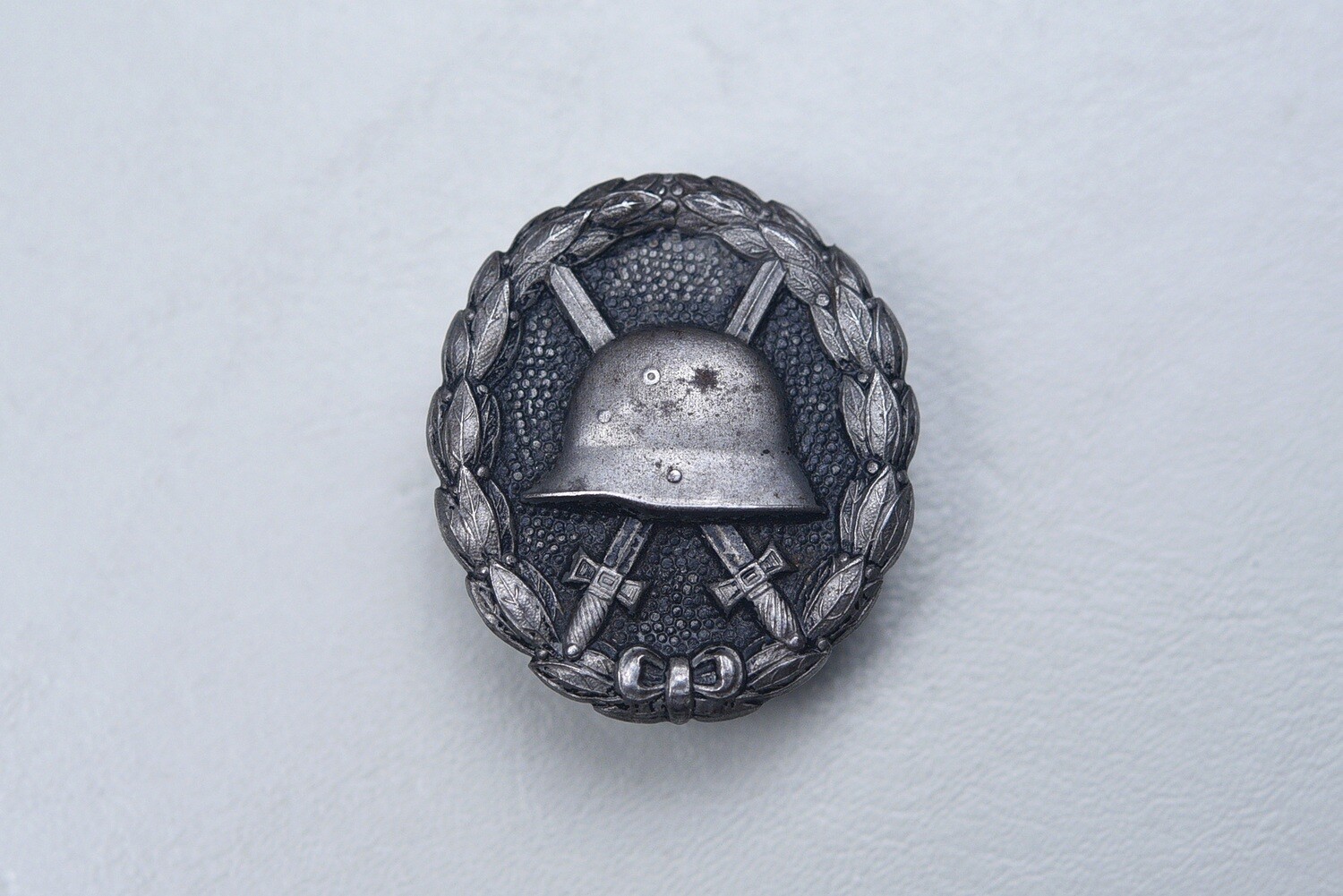 WWI GERMAN M1918 BLACK WOUND BADGE