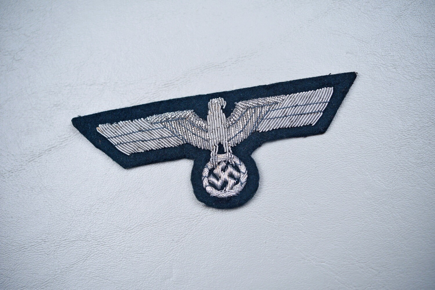 WWII GERMAN ARMY OFFICER&#39;S BREAST EAGLE IN BULLION