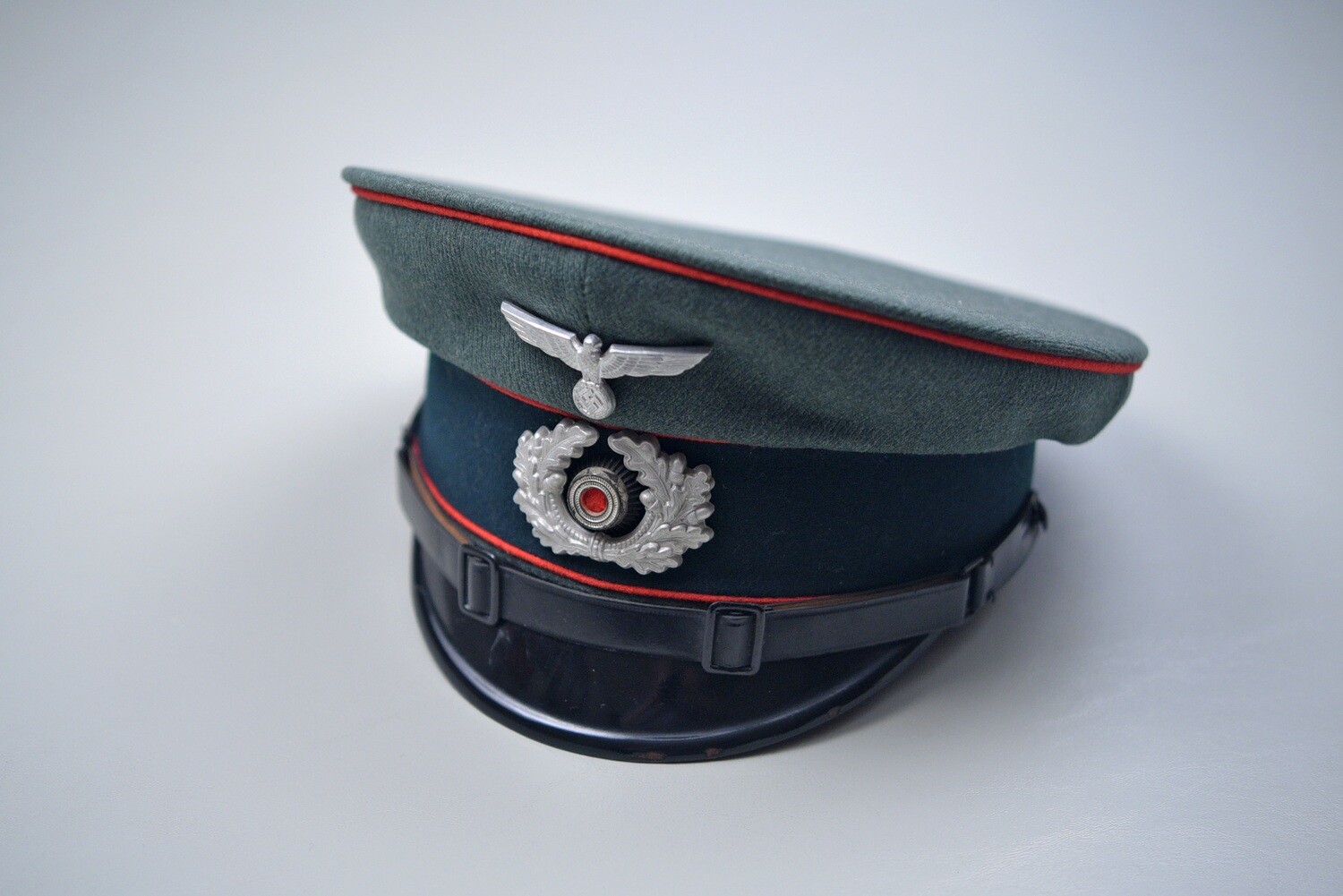 WWII GERMAN ENLISTED ARTILLERY VISOR DRESS HAT - DATED 1936