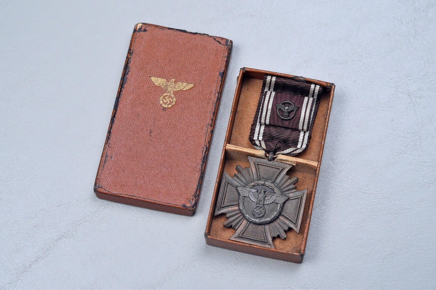 WWII GERMAN NSDAP 10 YEAR SERVICE CROSS IN BOX w/RIBBON BAR