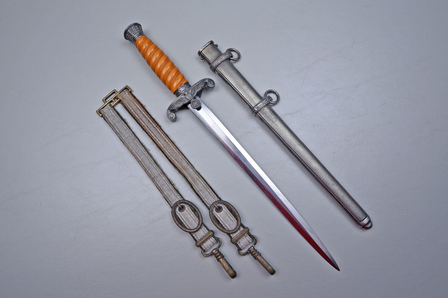 WWII GERMAN ARMY OFFICER&#39;S DAGGER BY WKC - w/ORANGE GRIP &amp; HANGERS