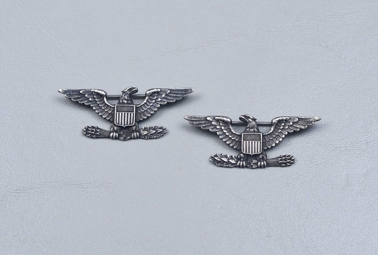 WWII U.S. COLONEL&#39;S WAR EAGLE SHOULDER INSIGNIA BY BB&amp;B
