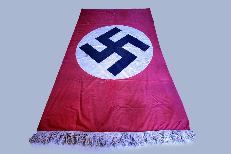 WWII GERMAN NSDAP BANNER w/FRINGE