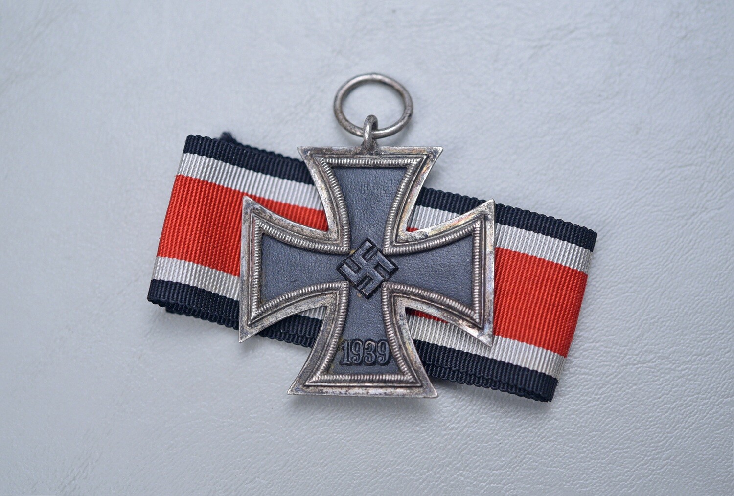 WWII GERMAN 1939 IRON CROSS 2nd CLASS BY J.E. HAMMER &amp; SÖHNE