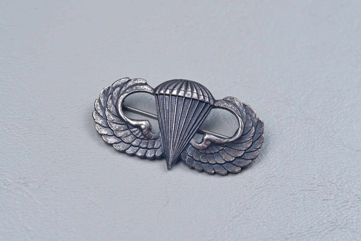 Post-WWII U.S. PARATROOPER JUMP WINGS - PIN BACK, STERLING