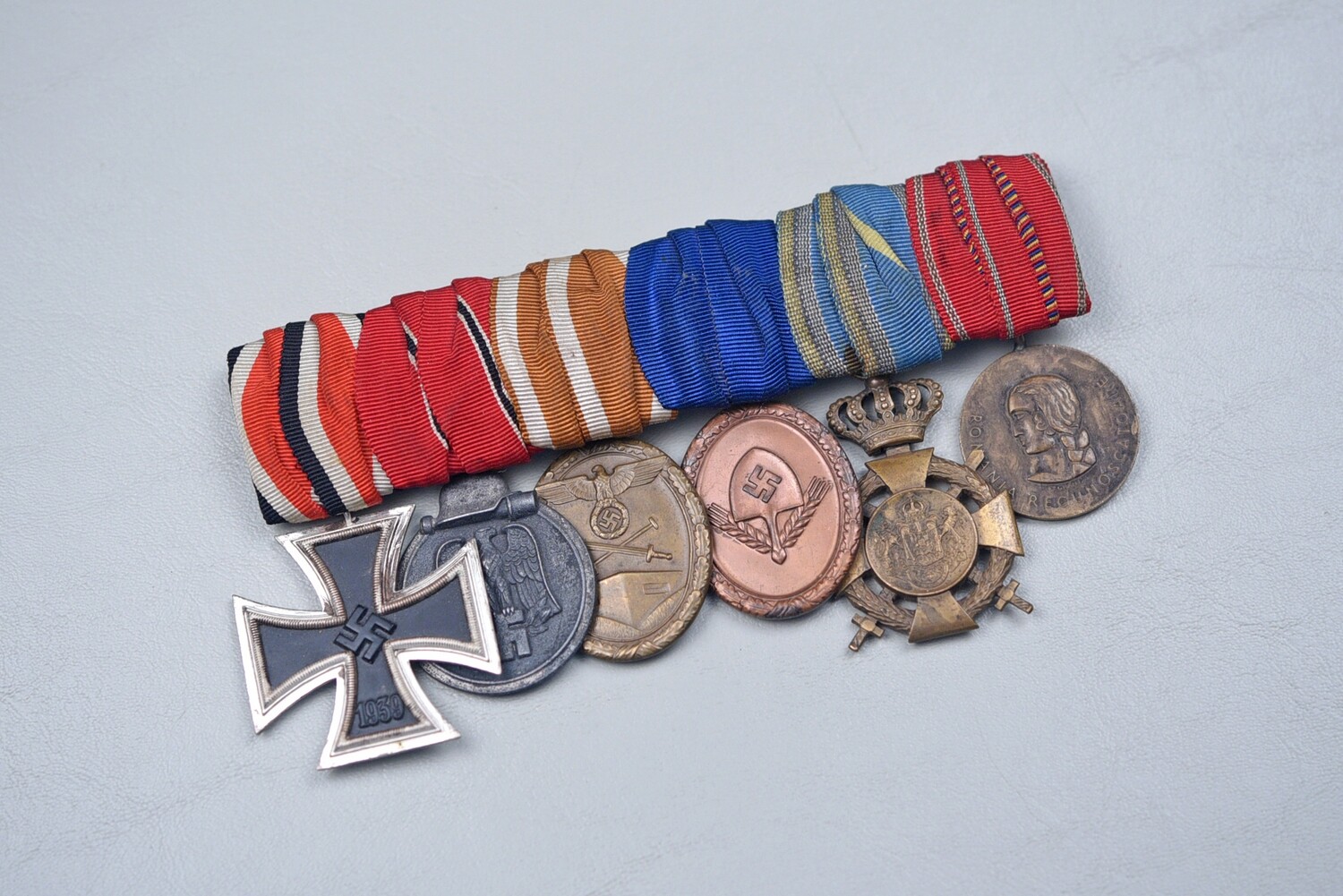 WWII GERMAN 1939 IRON CROSS 6-PLACE MEDAL BAR
