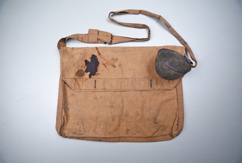WWI FRENCH MODEL 1892 HAVERSACK w/DRINKING CUP WWI FRENCH MODEL 1892 HAVERSACK w/DRINKING CUP