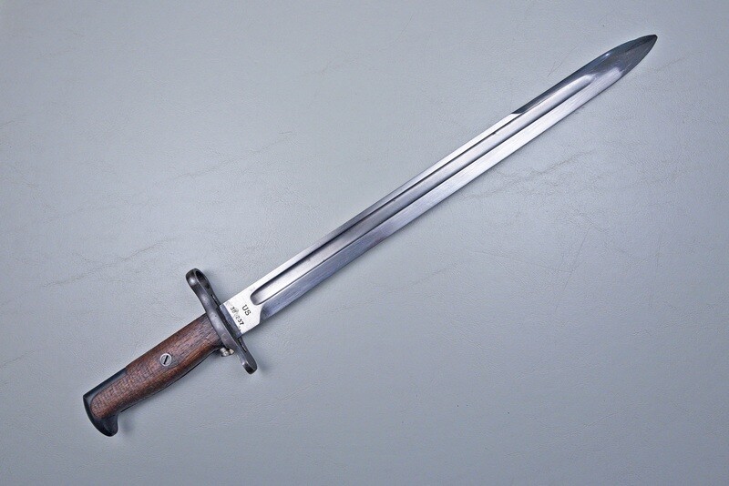 PRE-WWI U.S. MODEL 1903 SPRINGFIELD BAYONET IN EARLY M1905 LEATHER SCABBARD