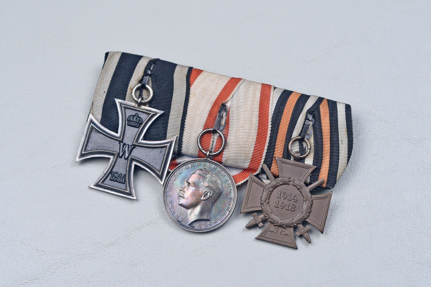 WWI GERMAN 1914 IRON CROSS/ERNST LUDWIG 3-PLACE MEDAL BAR