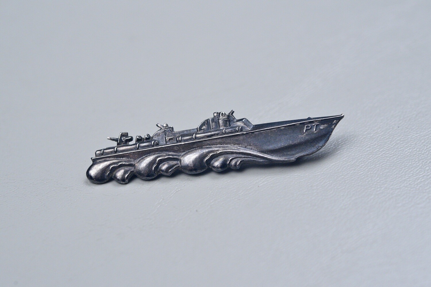 WWII U.S. PT BOAT BADGE - PINBACK, STERLING
