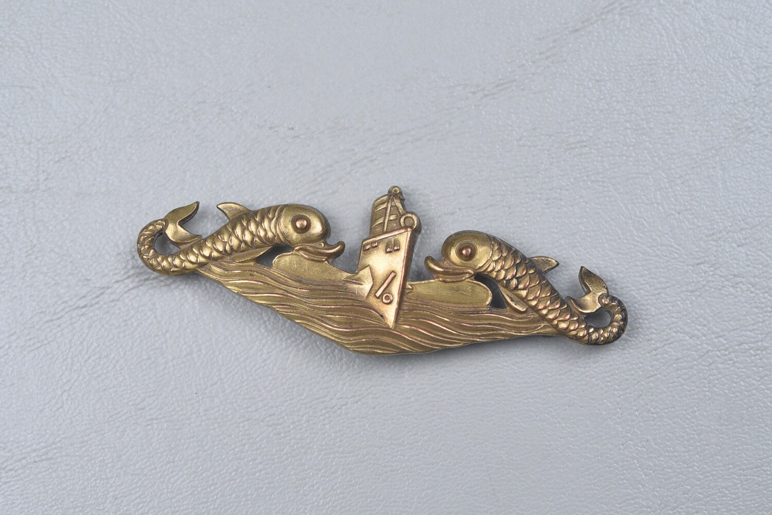WWII U.S. NAVY DEEP WAVE SUBMARINE OFFICERS DOLPHIN BADGE BY H&amp;H IMPERIAL