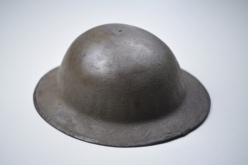 WWI U.S. M1917 Steel Trench Helmet - complete