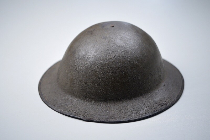 WWI U.S. M1917 Steel Trench Helmet - complete