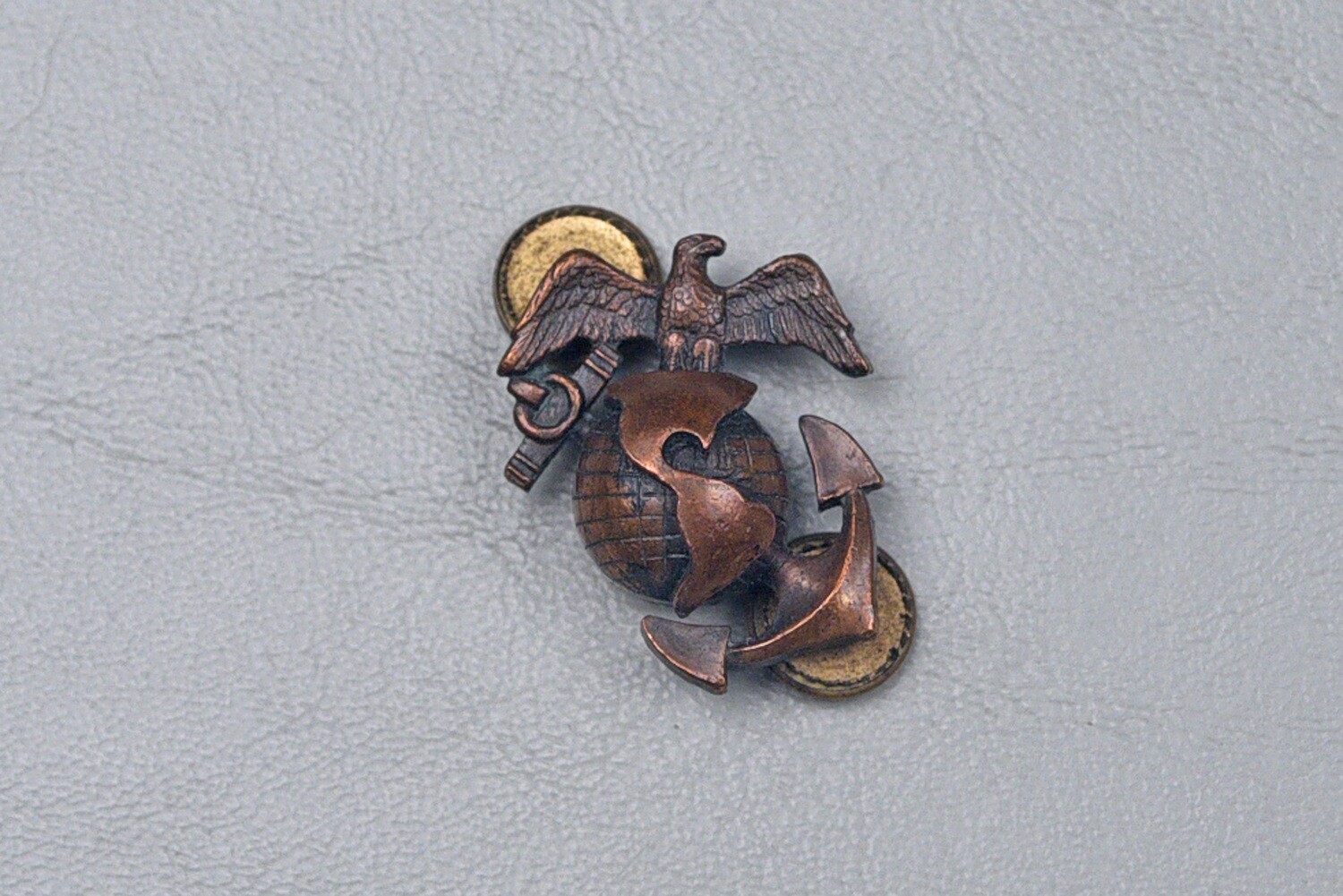 post-WWI U.S. MARINE CORPS OFFICER&#39;S DROOP WING EAGLE, GLOBE, &amp; ANCHOR BY H&amp;H