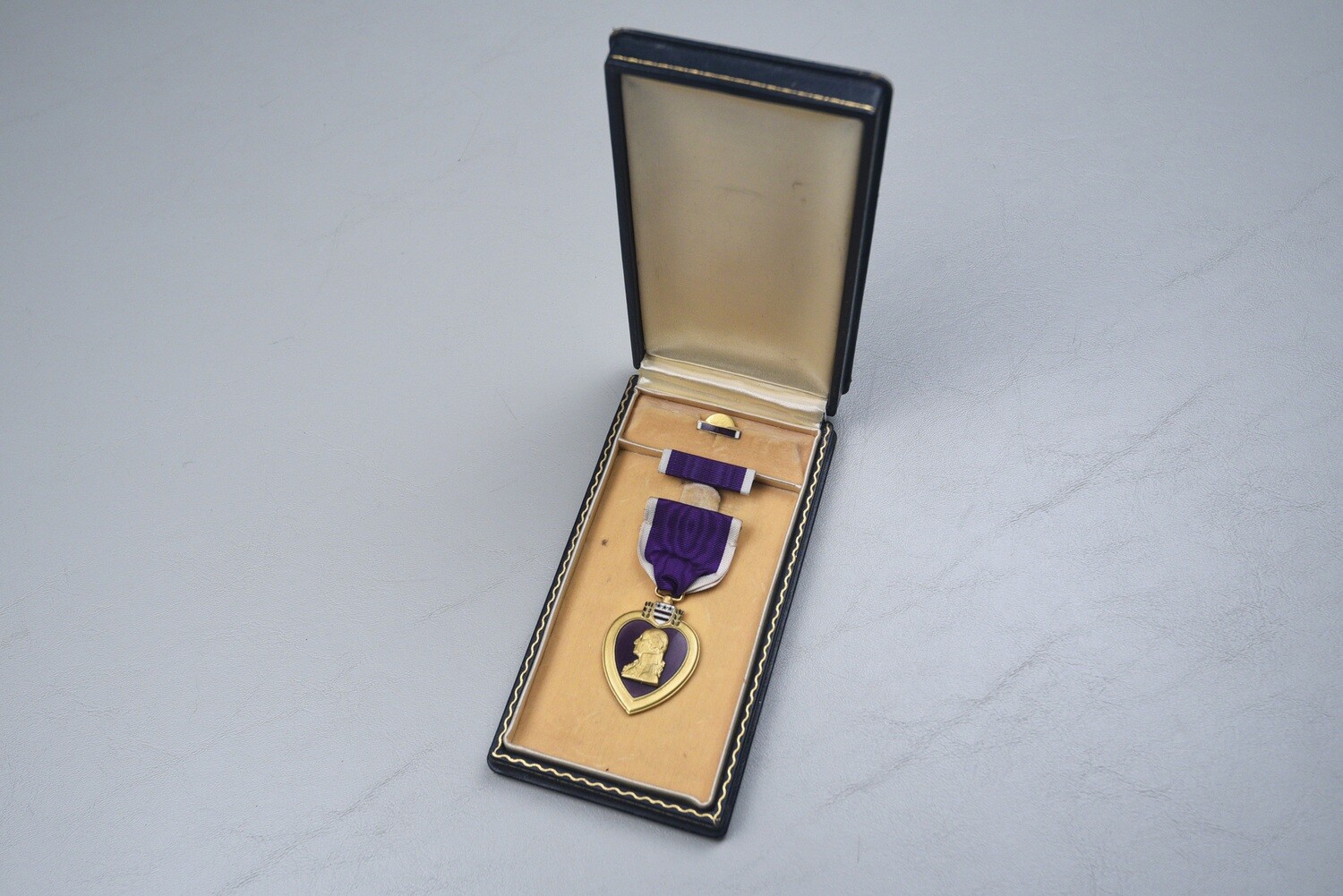 WWII U.S. PURPLE HEART IN UNTITLED CASE - NUMBERED