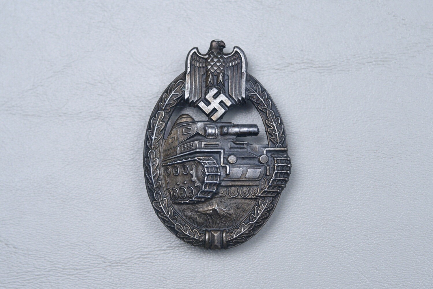 WWII GERMAN PANZER ASSAULT BADGE IN BRONZE