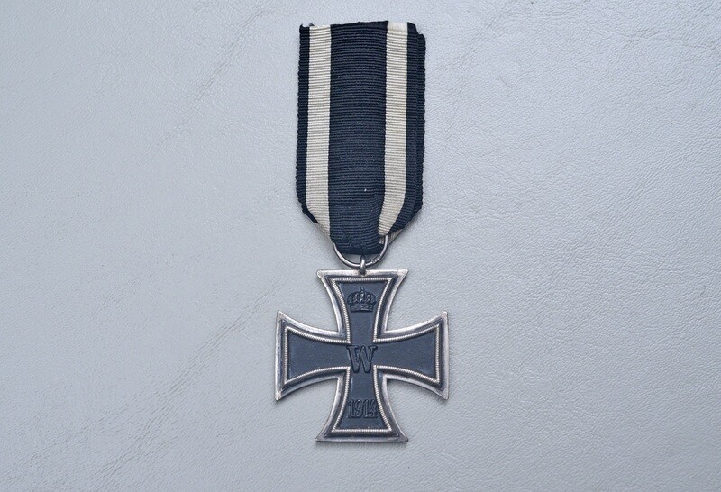 WWI GERMAN 1914 PRUSSIAN IRON CROSS 2nd CLASS BY SY &amp; WAGNER