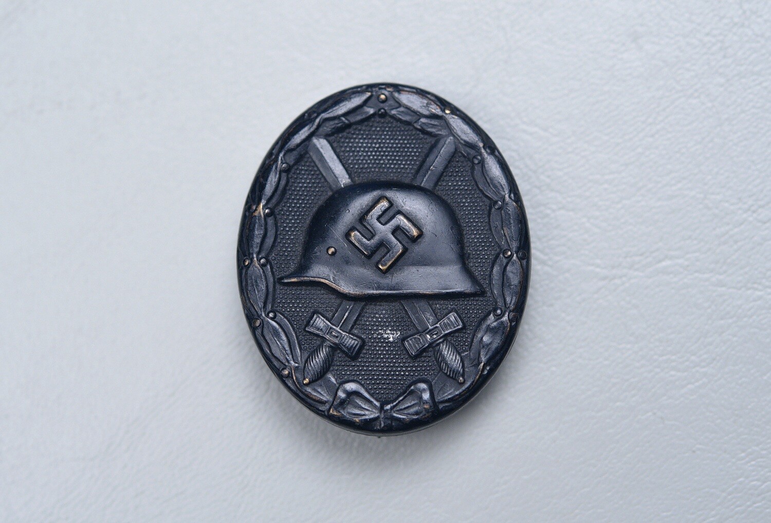 WWII GERMAN M-1939 BLACK WOUND BADGE - NEAR MINT