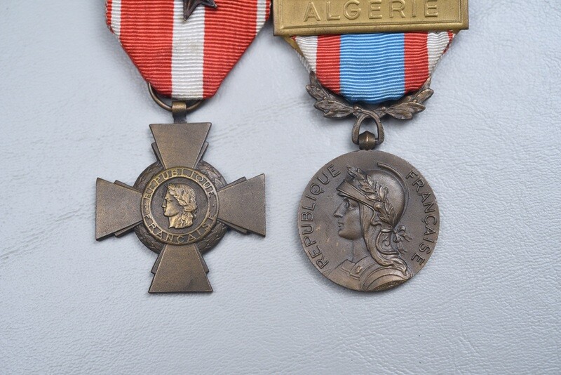 FRENCH CROSS OF VALOR &amp; ALGERIAN SERVICE MEDAL PAIR – MOUNTED AS WORN