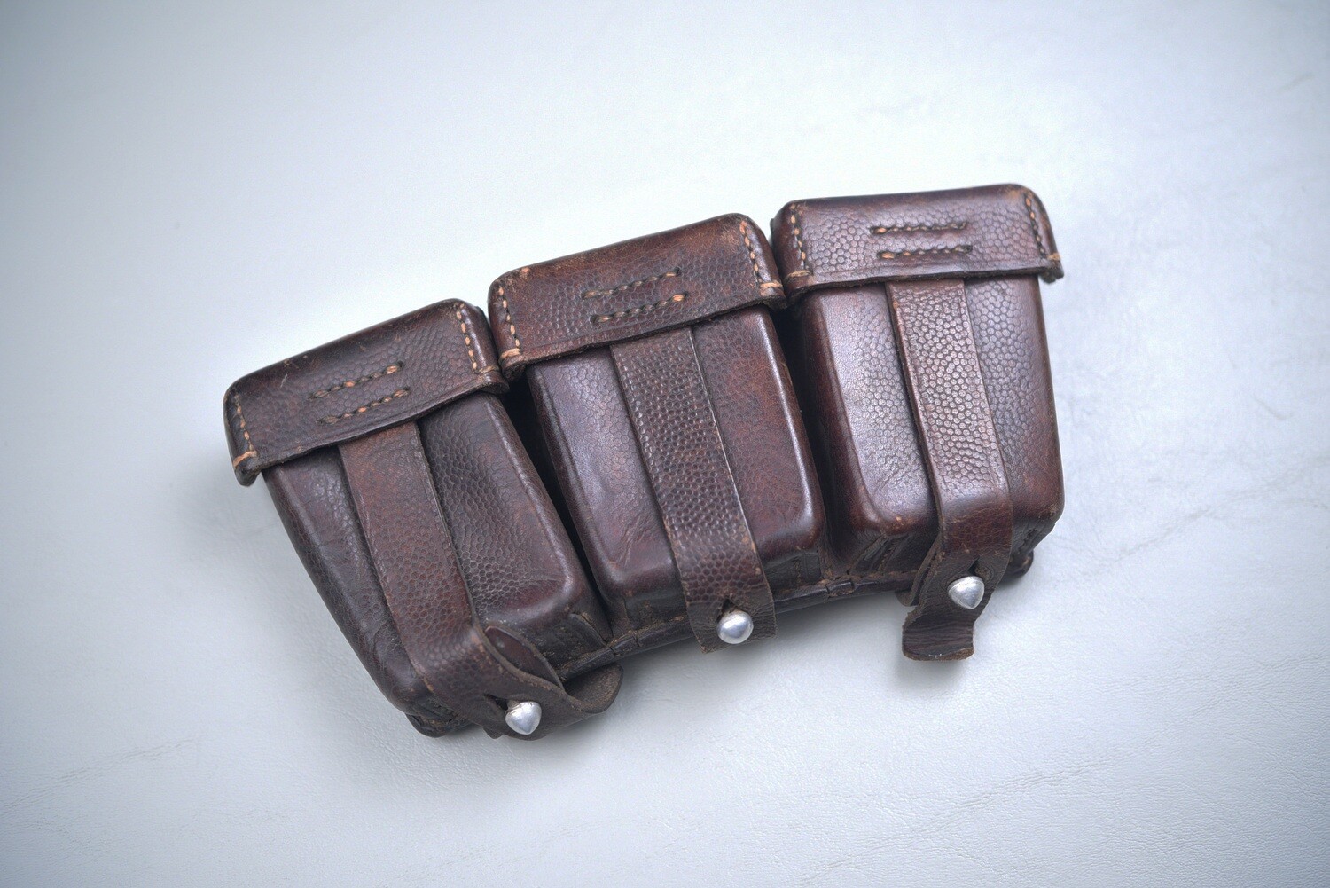 WWII GERMAN LUFTWAFFE EARLY BROWN CARTRIDGE BOX MARKED LBA &amp; 1939