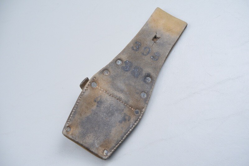 BRITISH VICTORIAN WHITE BUFF LEATHER BAYONET FROG - COMPLETE