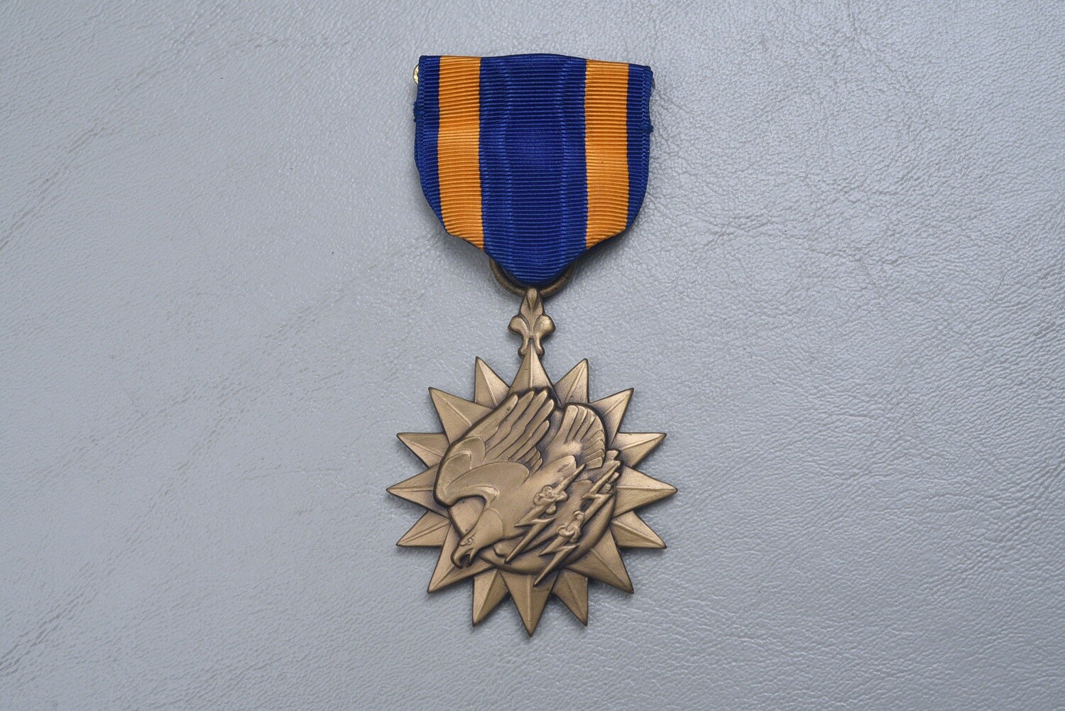 WWII U.S. ARMY AIR CORPS AIR MEDAL