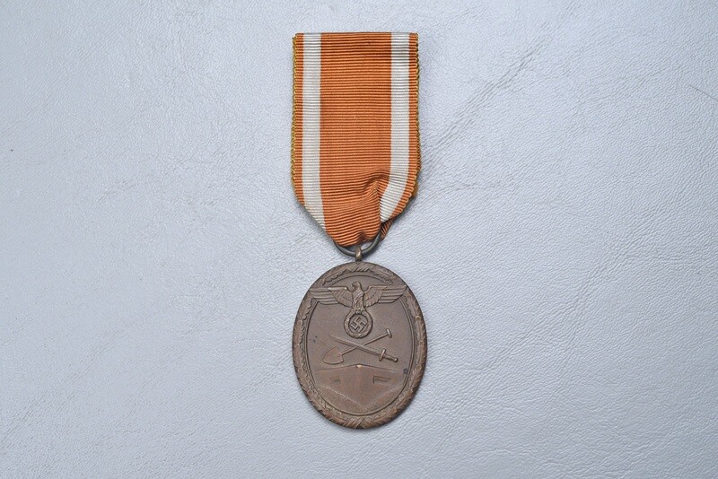 WWII GERMAN WEST WALL MEDAL ON RIBBON