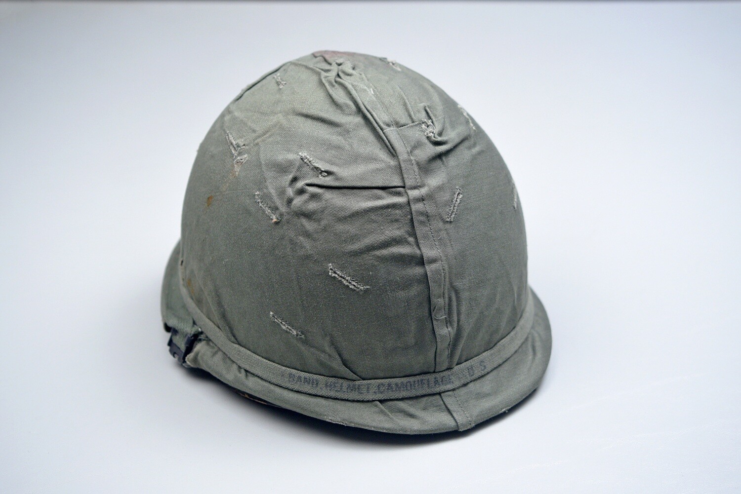 VIETNAM WAR M1 STEEL HELMET w/EARLY GREEN COVER &amp; BAND