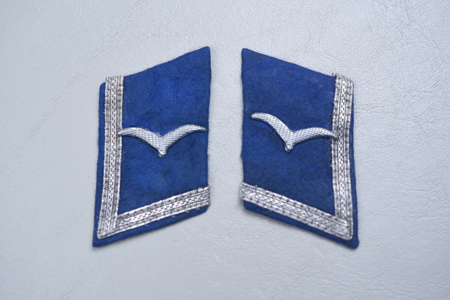 WWII GERMAN LUFTWAFFE NCO TRANSPORT COLLAR TABS - MATCHED PAIR