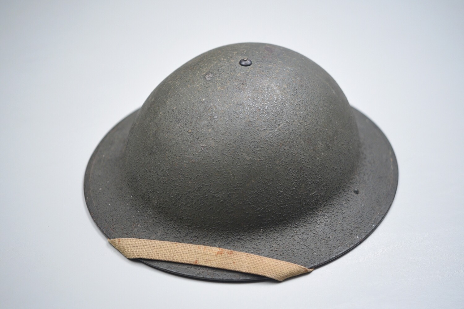 PRE-WWII U.S. MODEL 1917A1 STEEL &#39;KELLY&#39; HELMET - COMPLETE