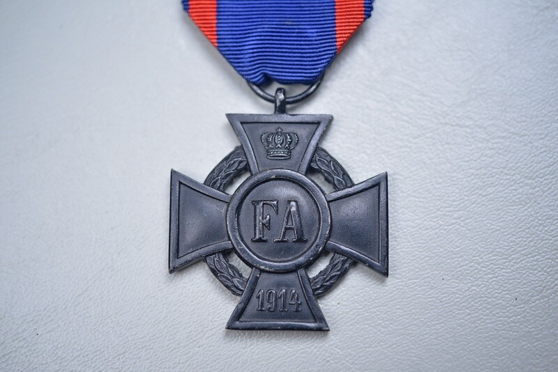 WWI GERMAN OLDENBURG 1914-18 FRIEDRICH - AUGUST CROSS w/CLASP