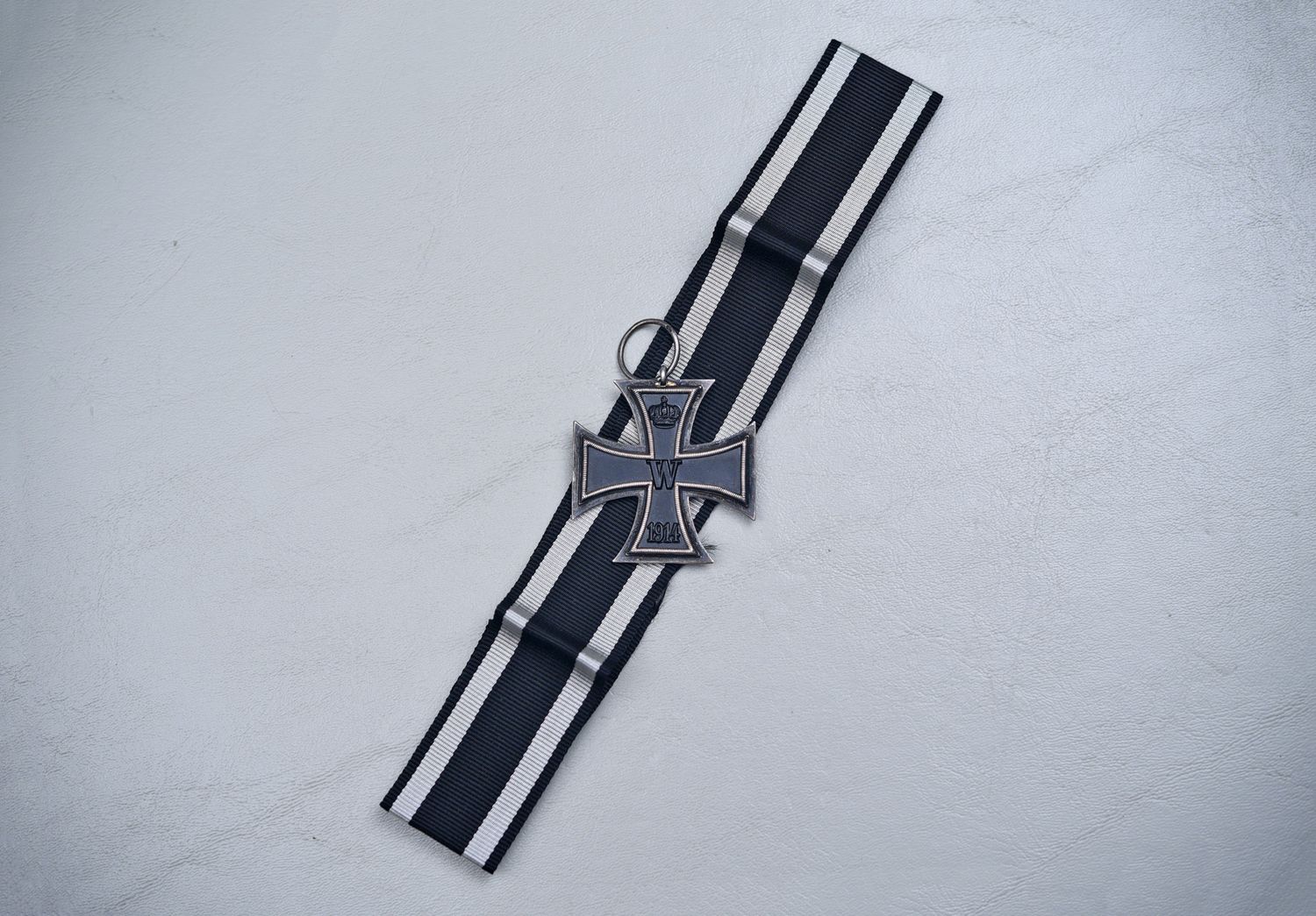 WWI GERMAN 1914 IRON CROSS 2nd CLASS WITH LONG RIBBON BY &#39;EW&#39;