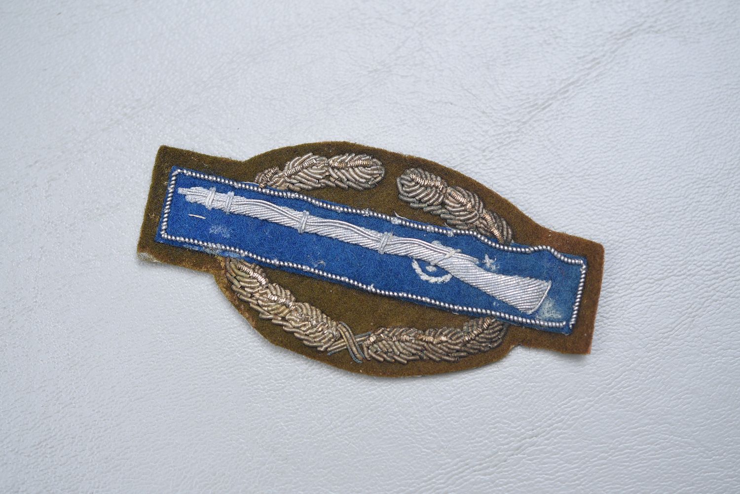 WWII U.S. COMBAT INFANTRY BADGE - GERMAN EMBROIDERED
