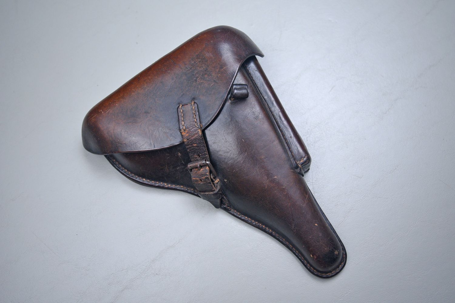 WWII GERMAN P-08 LUGER HOLSTER - DATED &#39;42&#39;