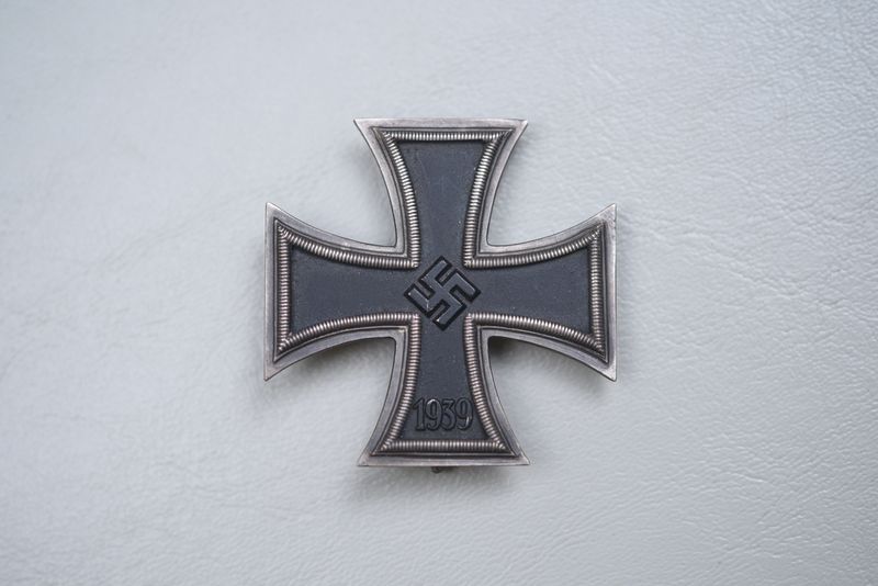 WWII GERMAN 1939 IRON CROSS 1st CLASS - SCHENKL PATTERN - ZIMMERMANN WWII GERMAN 1939 IRON CROSS 1st CLASS - SCHENKL PATTERN - ZIMMERMANN