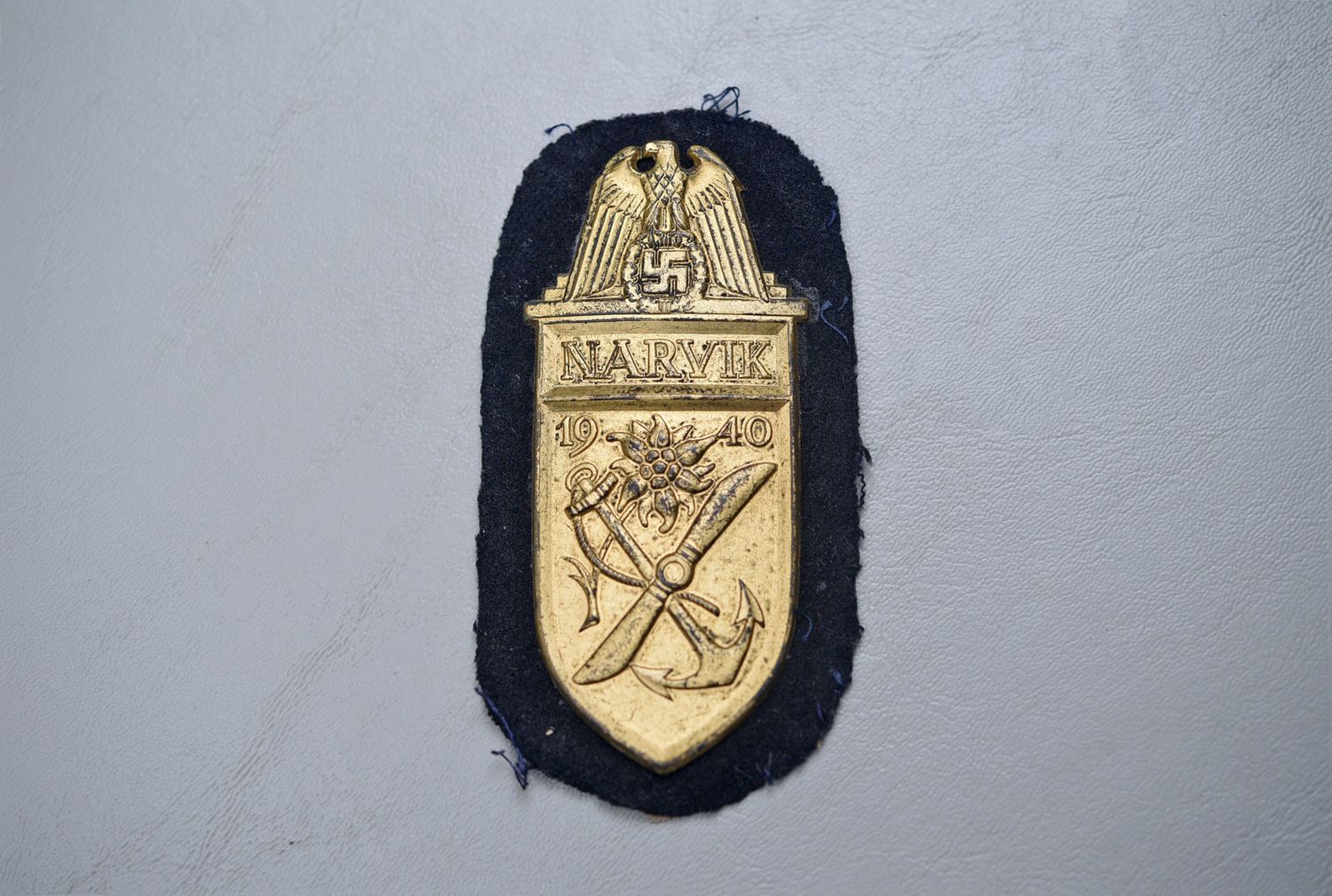 WWII GERMAN KRIEGSMAN NARVIK SHIELD - UNIFORM REMOVED