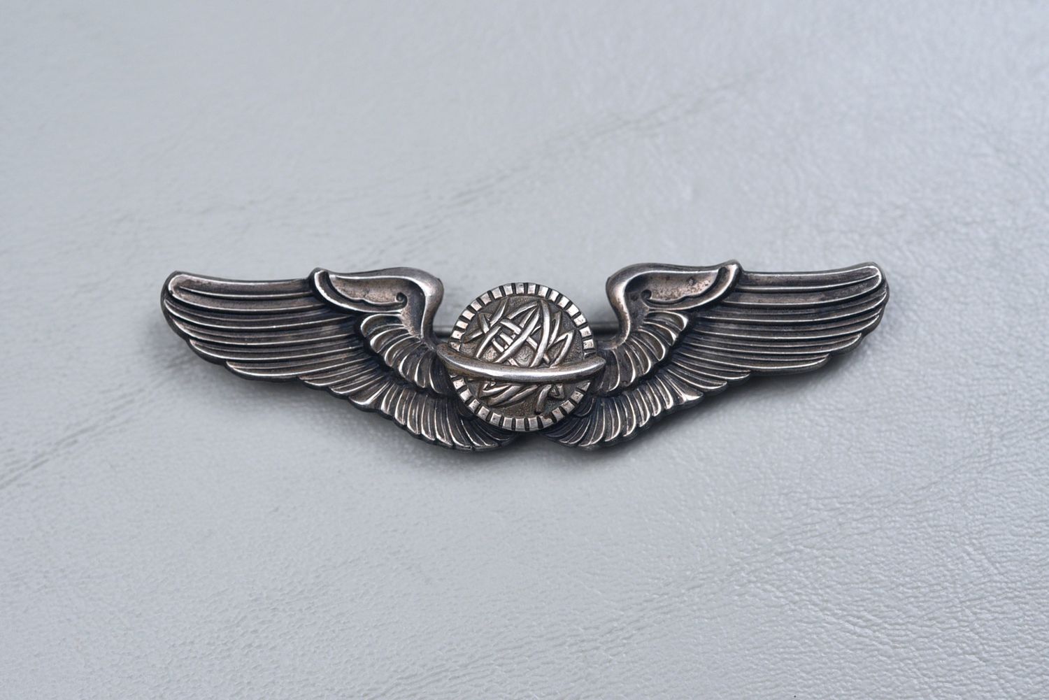 WWII U.S. ARMY AIR CORPS NAVIGATOR WING - PIN BACK, STERLING