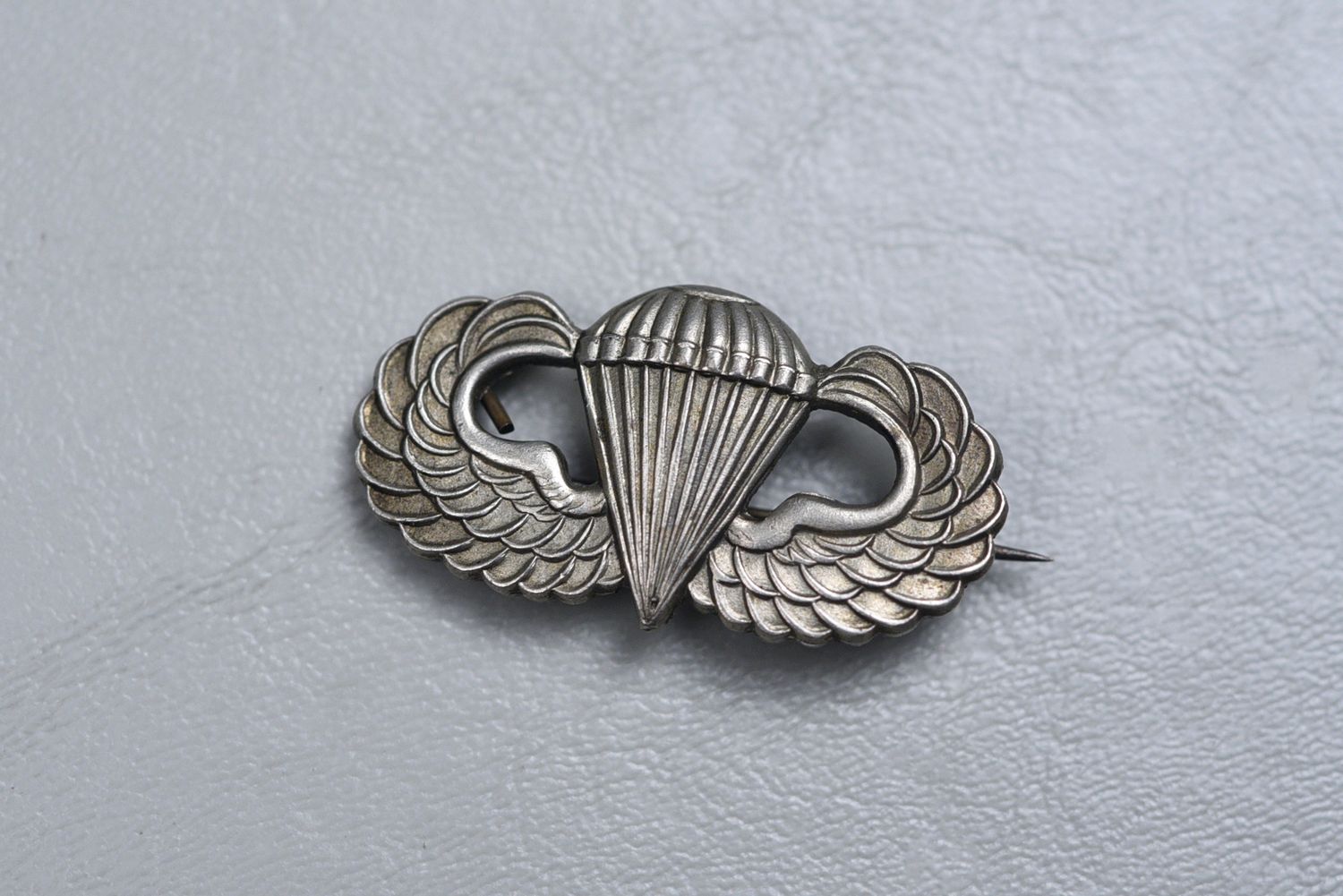 WWII U.S. ARMY PARATROOPER JUMP WING BY LUDLOW, LONDON